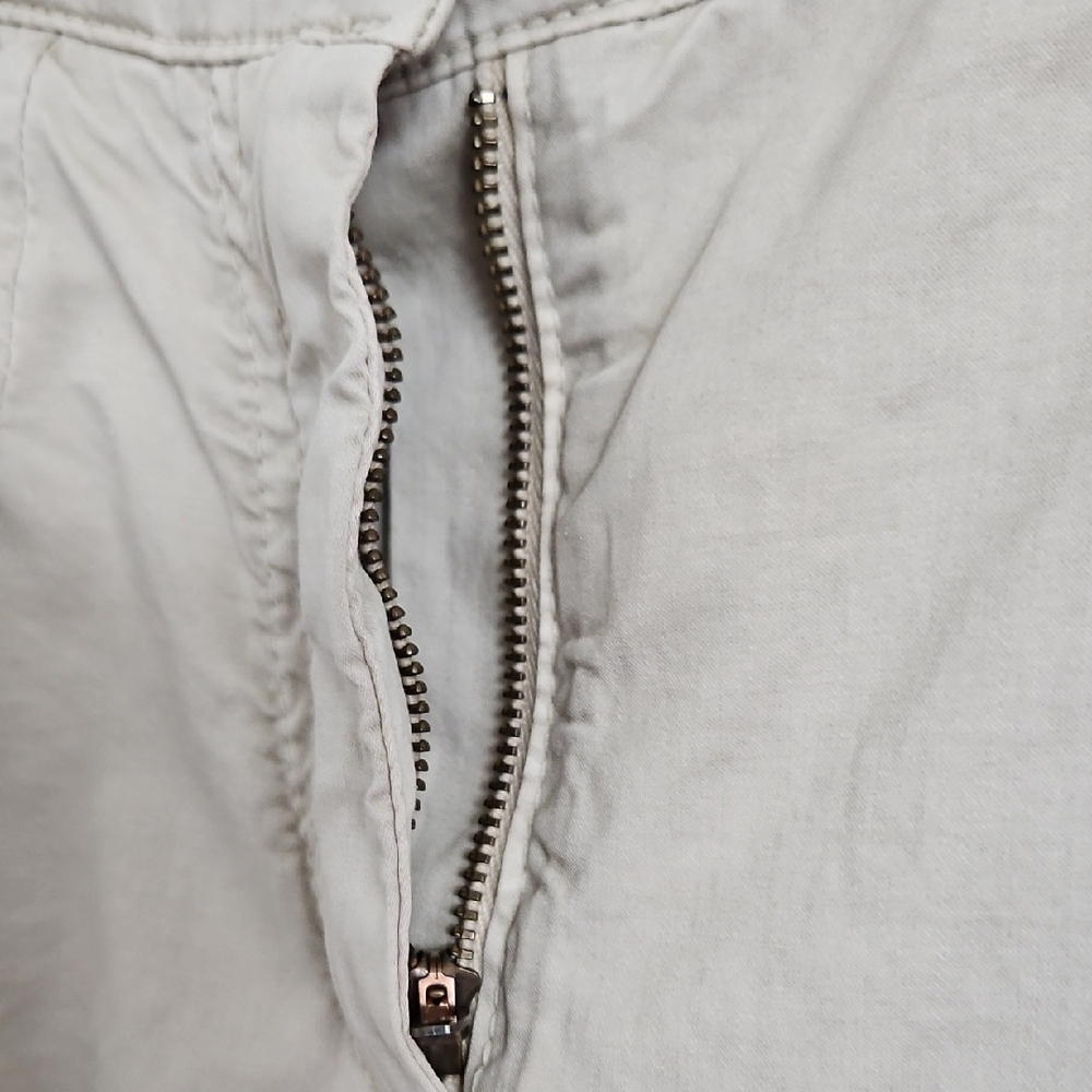 Brunello Cucinelli Women's Beige Tapered Straight Leg Pleated Pants 42 US 6 - Picture 9 of 15